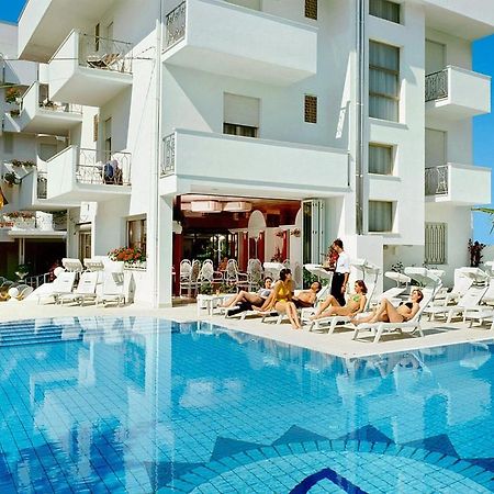 Hotel Giovanella Bellaria-Igea Marina Esterno foto