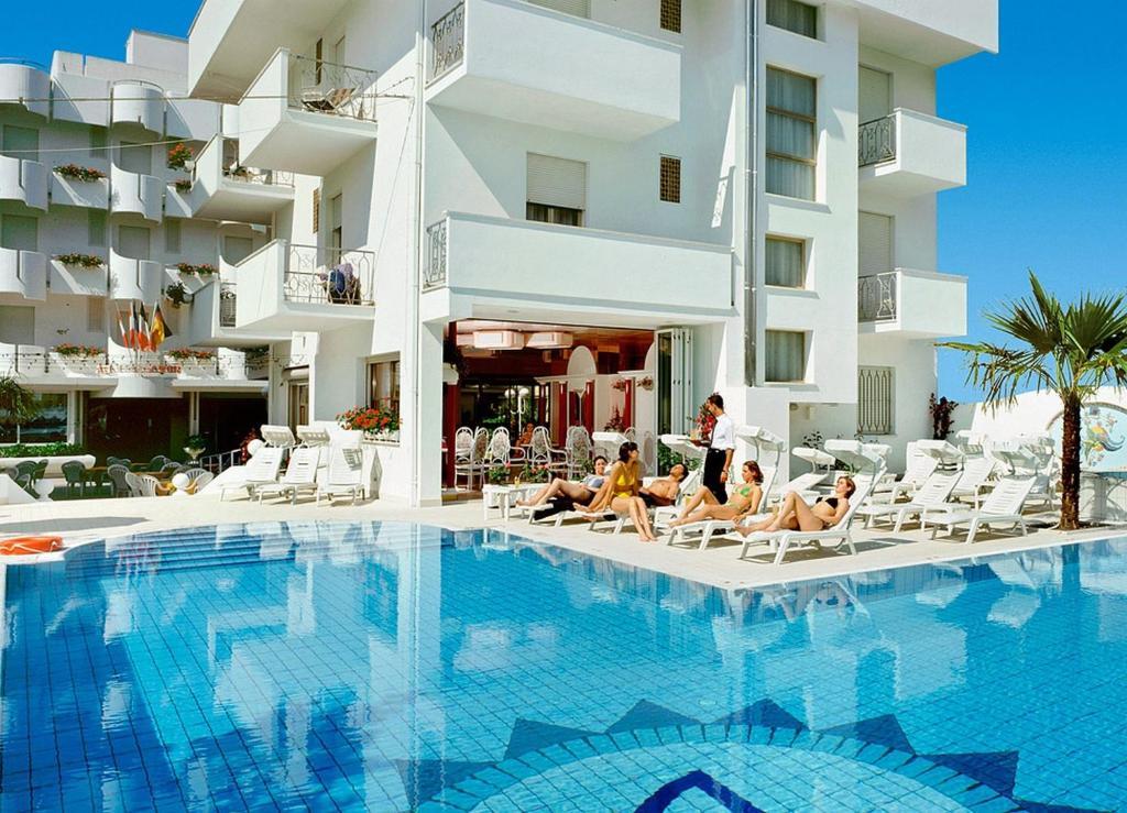 Hotel Giovanella Bellaria-Igea Marina Esterno foto